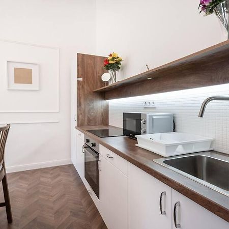 Stylish Apartment In The City Center Budapest Ngoại thất bức ảnh